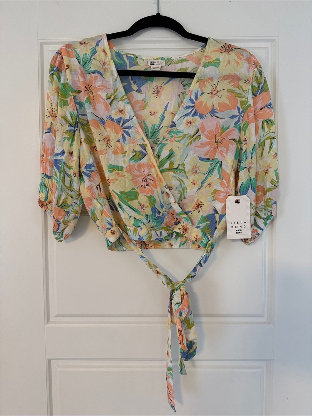 Billabong Wrap Top NWT